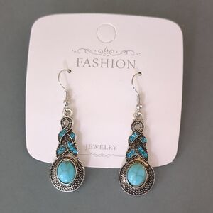 Fashion Turquoise and Silver Earrings